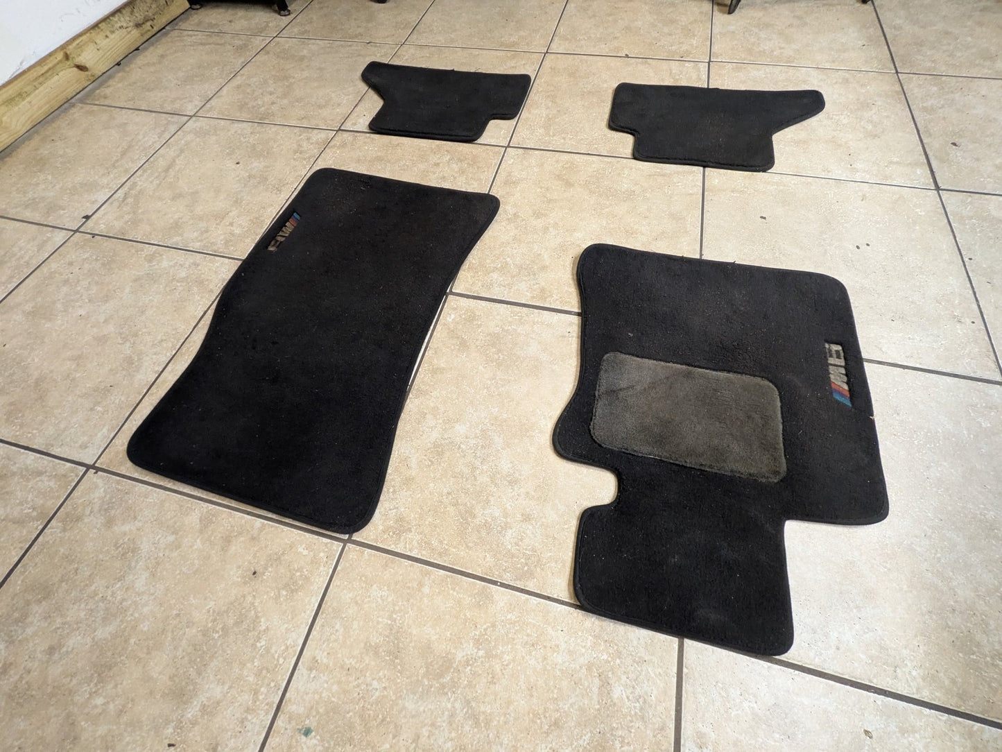 2004-2010 BMW M6 E64 Front Rear Left Right All Weather Mat Carpet Floor Mats SET 9118617 OEM