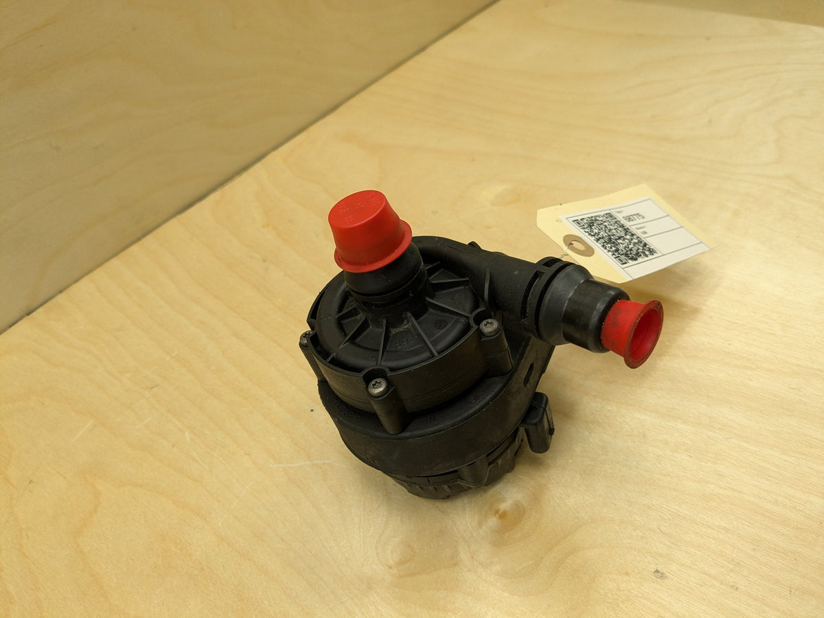 18-21 OEM BMW G01 G02 X3 X4 30 M40 Engine B46 B58 Auxiliary Cooling Water Pump
