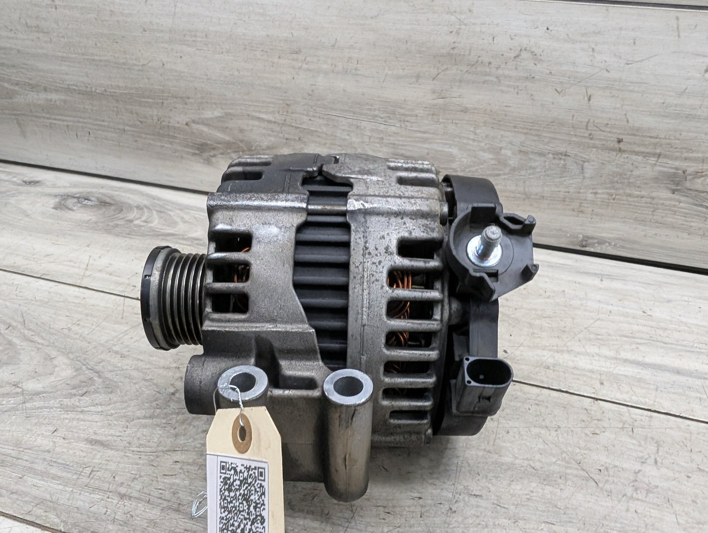 OEM BMW E82 E88 E90 E92 E93 135 335 N54 Charging Alternator Generator 180A