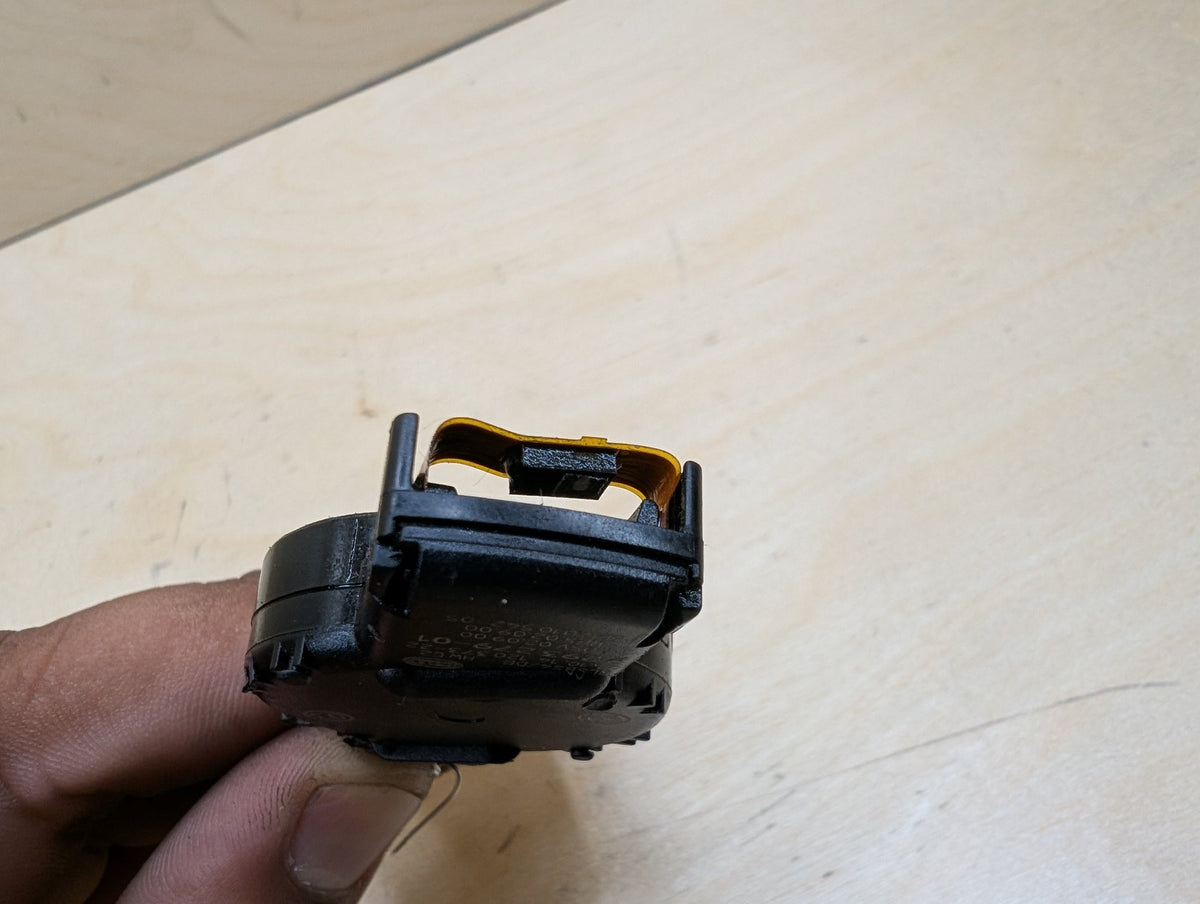 2012-2018 BMW 335i F30 Rain Light Sensor (RLS) Module 9293279 OEM