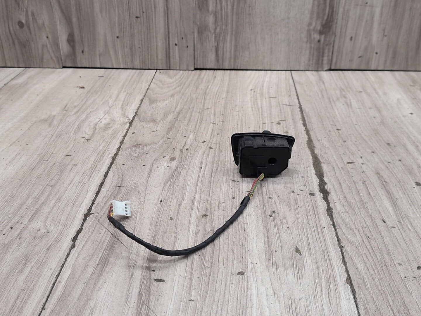 2012-2018 BMW M6 F06 - Steering Wheel Heater Switch PN: 9188878