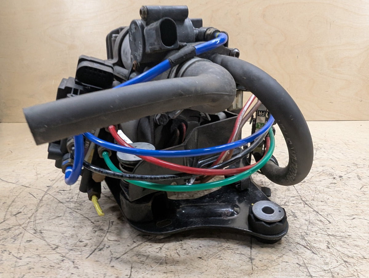 16-22 OEM BMW G11 G12 740 750 M760 Air Suspension Compressor Pump Module Motor