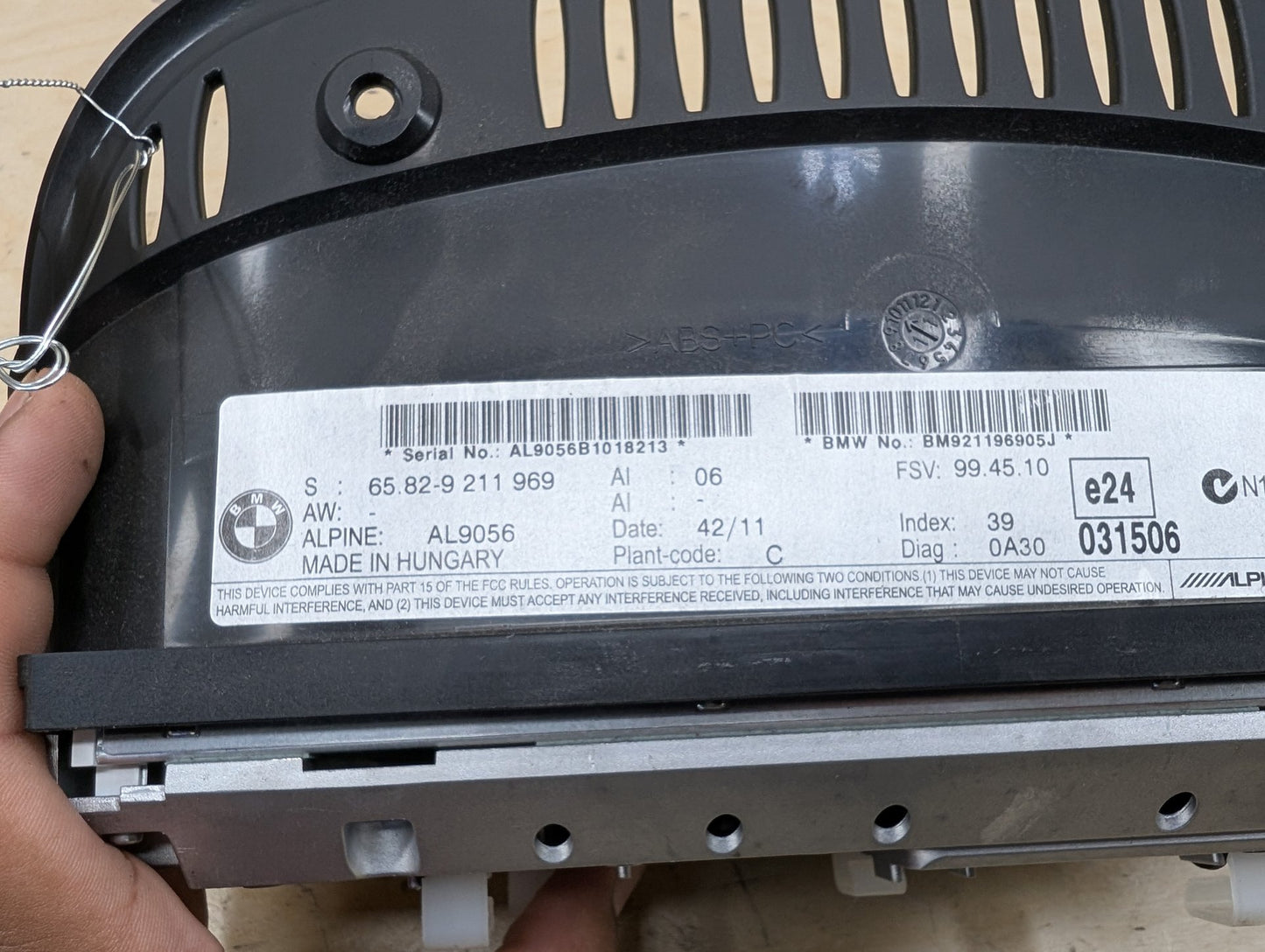 09-13 OEM BMW E90 E92 CIC Navigation Dash Information On-Board Monitor Screen