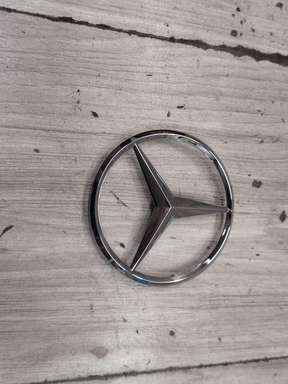 2009-2012 Mercedes-Benz E550 W212 Emblem Badge Symbol Logo A2128170016 OEM
