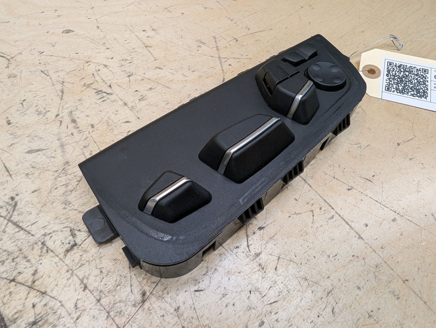 12-17 OEM BMW F10 F01 F02 750 M5 LCI Front Left Driver Seat Control Switch