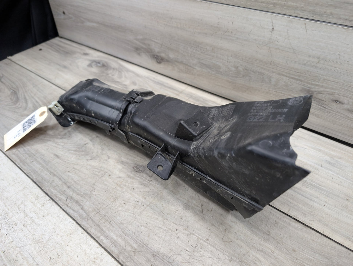 2021-2026 BMW 430i G22 Left Driver Brake Air Duct 5A32061