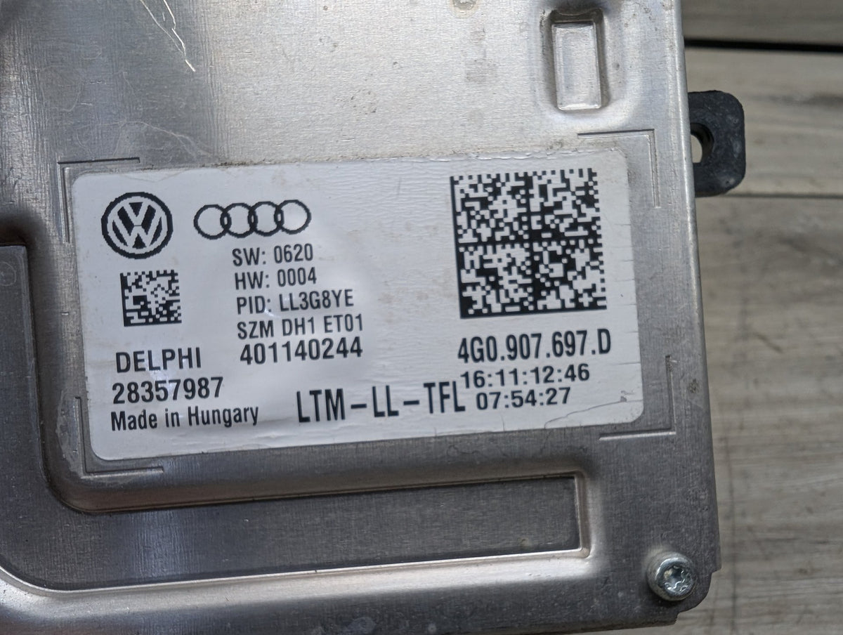 2008-2017 Audi S5 8T Front Right Passenger Headlight Ballast Module 8K0941597E