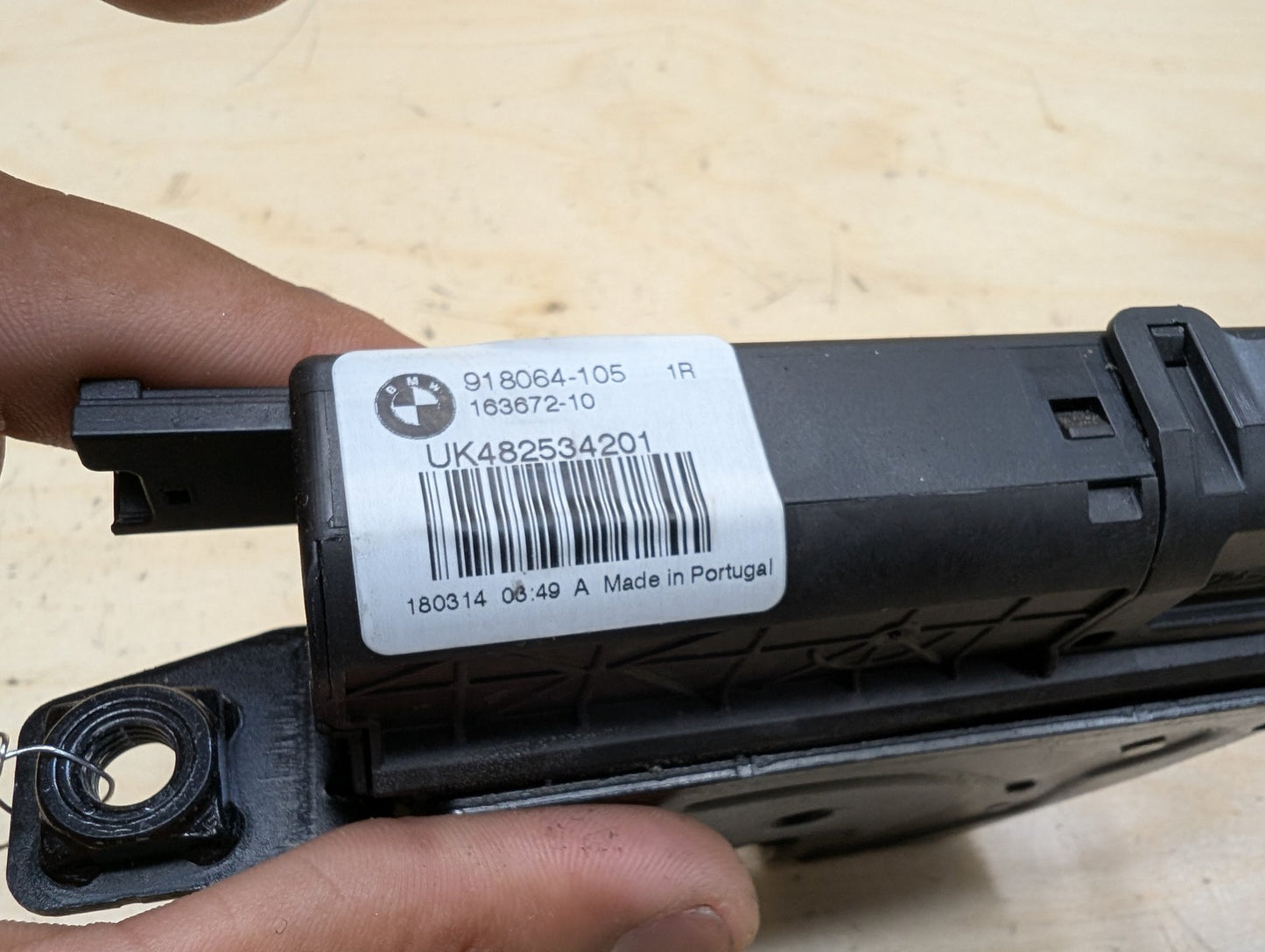 2012-2018 BMW 328i F30 Liftgate Trunk Lid Liftgate Lock Latch Actuator 7224692