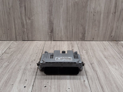 2015-2018 Audi Q3 Engine Motor ECU DME Computer Module 8U0907115L