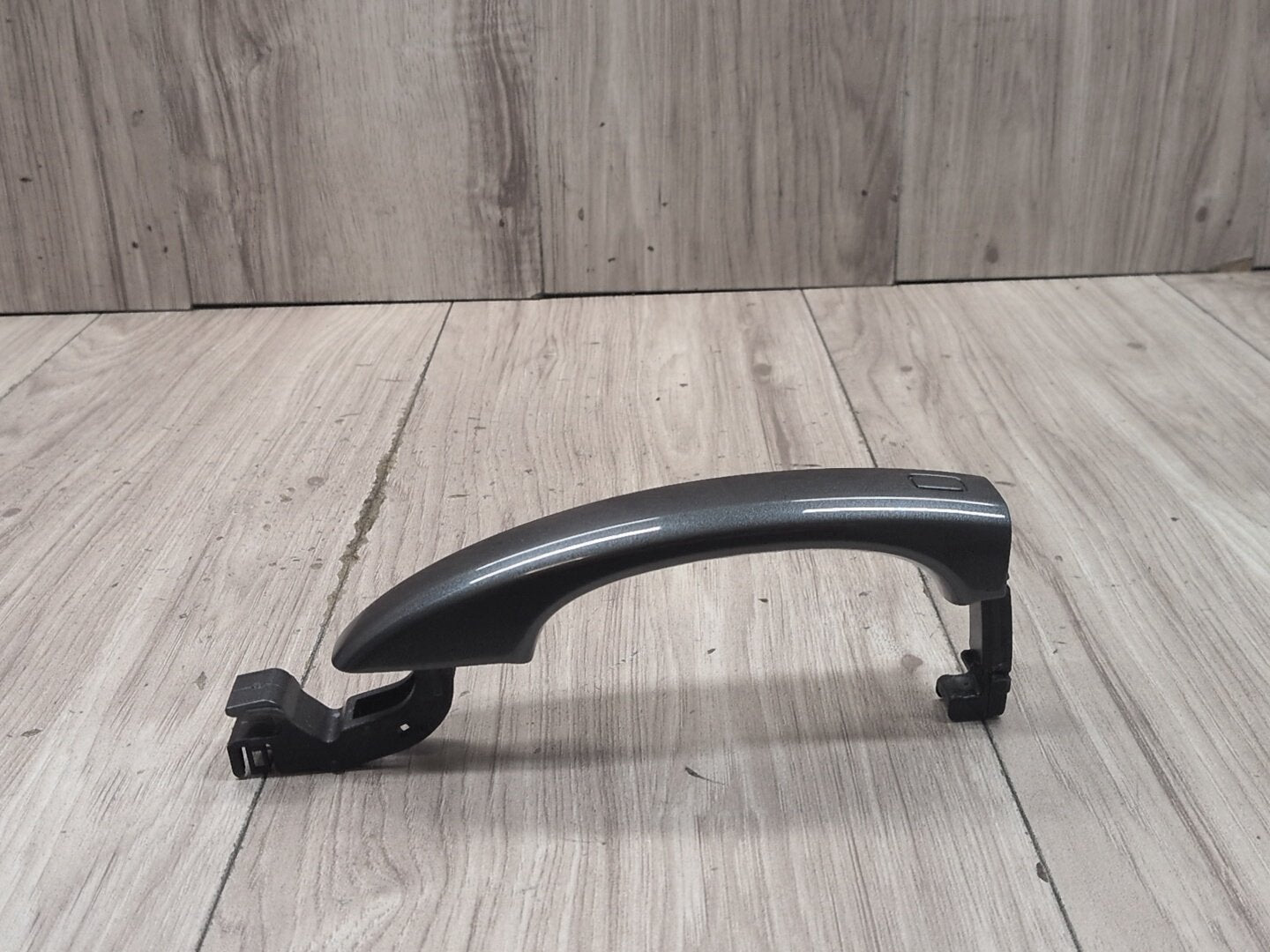 2015-2018 Audi Q3 8U Front or Rear Right Passenger Exterior Door Handle 8T0837205A