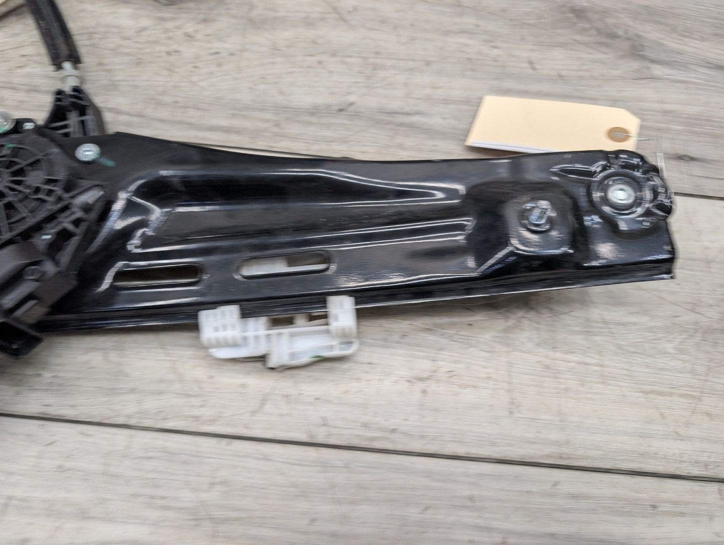 2011 - 2017 BMW X3 F25 Front Right Passenger Door Window Glass Regulator w/ Motor 4880168 N55B30M0