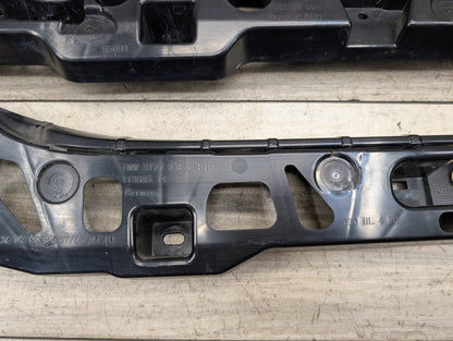 2016-2022 BMW 750Li G12 Right Passenger Side Skirt Rocker Panel Brackets SET 7387348