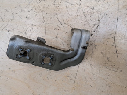 15-20 OEM BMW F80 F82 F83 M3 M4 Left Driver Fender Bracket Mount Carrier SET