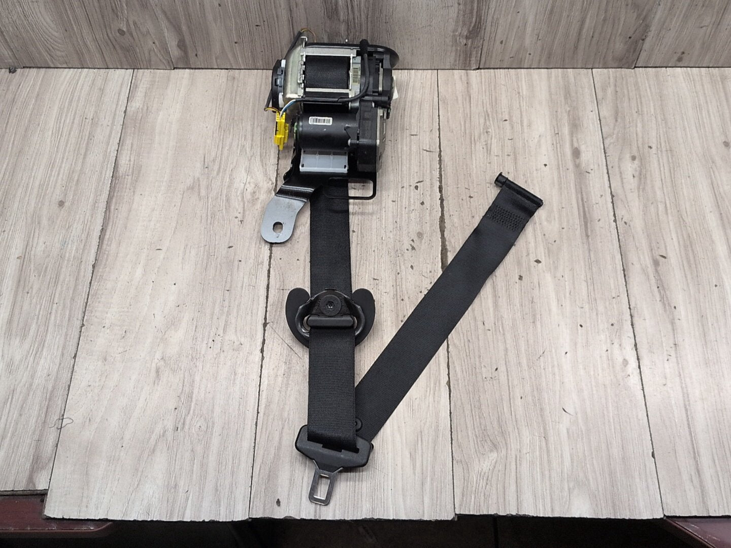 2015-2018 BMW X5 F85 Front Left Driver Seatbelt Seat Belt Retractor 6284607