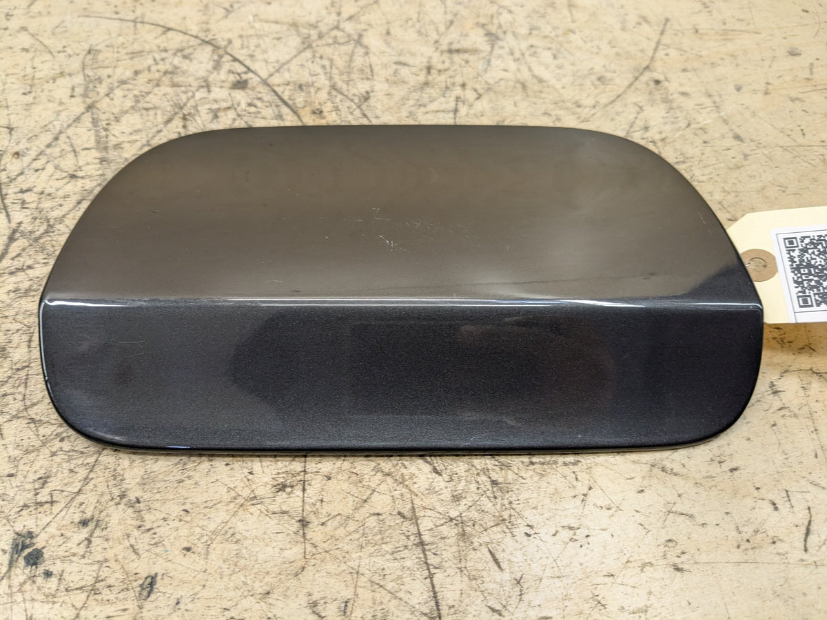 17-23 OEM BMW F90 G30 530 540 M550 M5 Fuel Gas Tank Flap Lid Cover