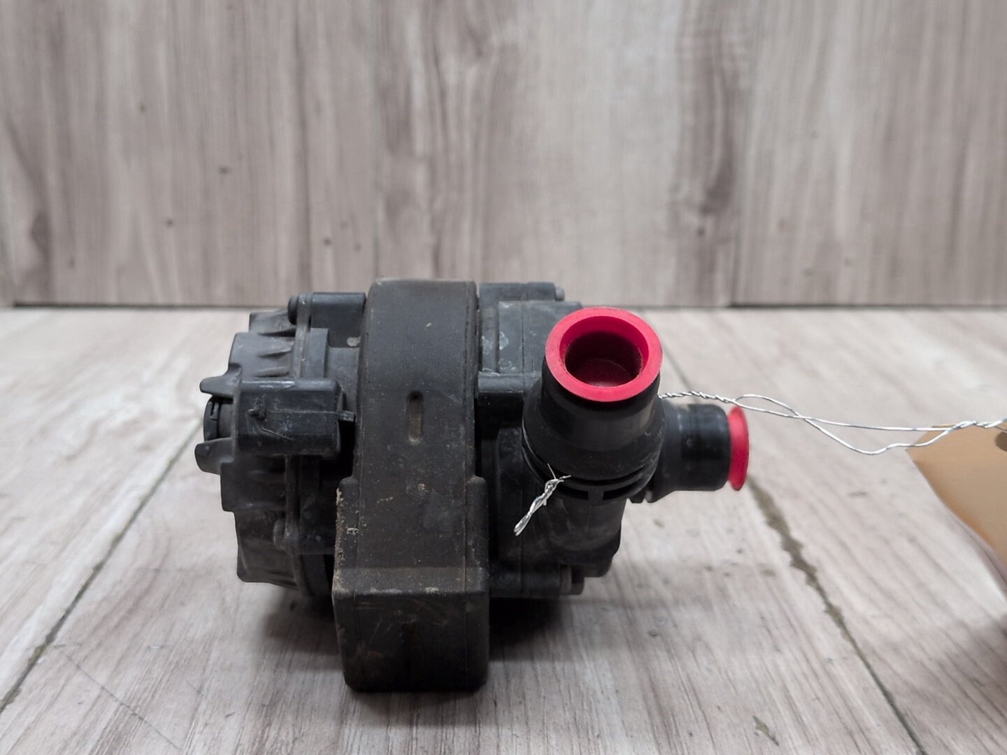 18-21 OEM BMW G01 G02 X3 X4 30 M40 Engine B46 B58 Auxiliary Cooling Water Pump