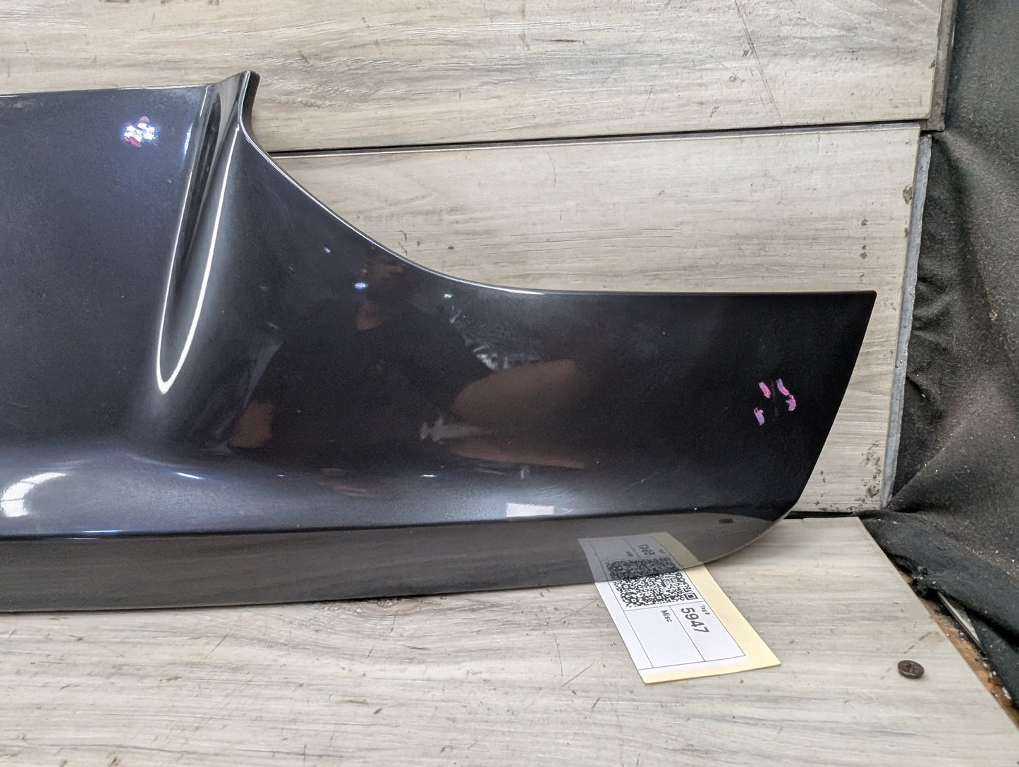 16-19 OEM BMW G12 740 750 Trunk Lid License Plate Lower Finish Panel