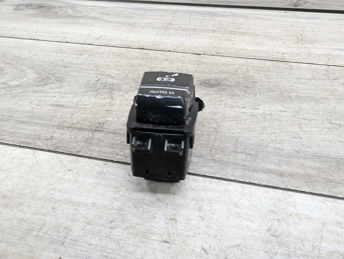 2009-2015 BMW 750Li F02 Emergency Parking Brake Switch 9189064