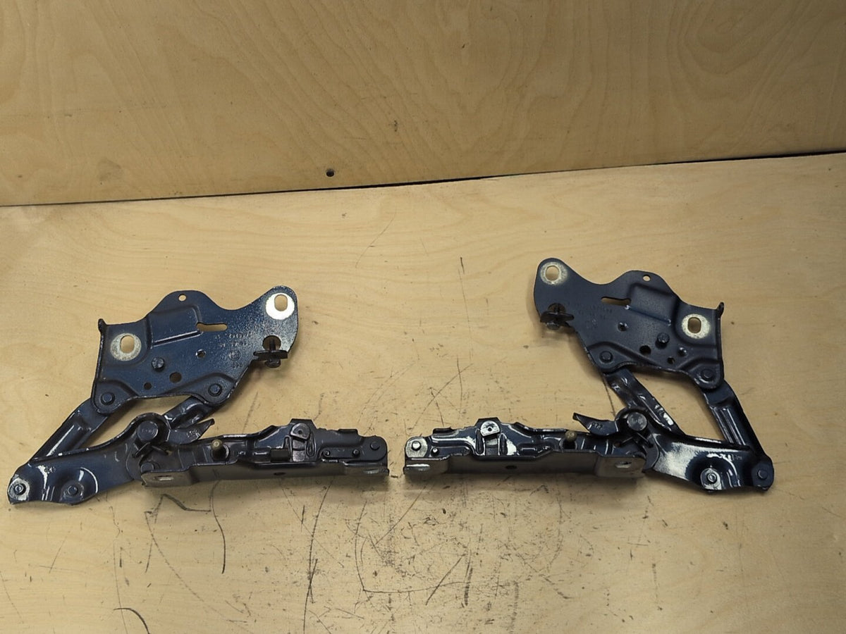 2019-2026 BMW X5 G05 Alarm Horns SET 7442770 OEM