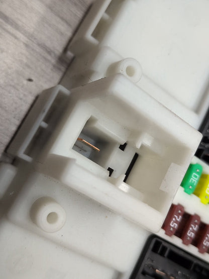 OEM BMW F30 F32 F33 F36 F80 F82 F83 Body Control Junction Box Module FEM + Key