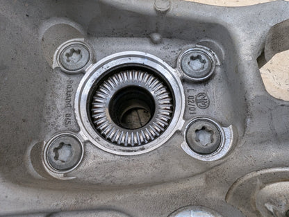 19-25 OEM BMW G20 330 M340 REAR Left Driver Side Knuckle Hub Spindle Bearing