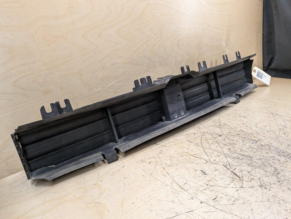 2019-2026 BMW 330i G20 Front Lower Radiator Air Flap Shutter 9465186 OEM