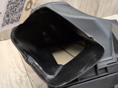 21-25 OEM BMW G80 G82 G87 Right Air Filter Cleaner Intake Muffler Airbox