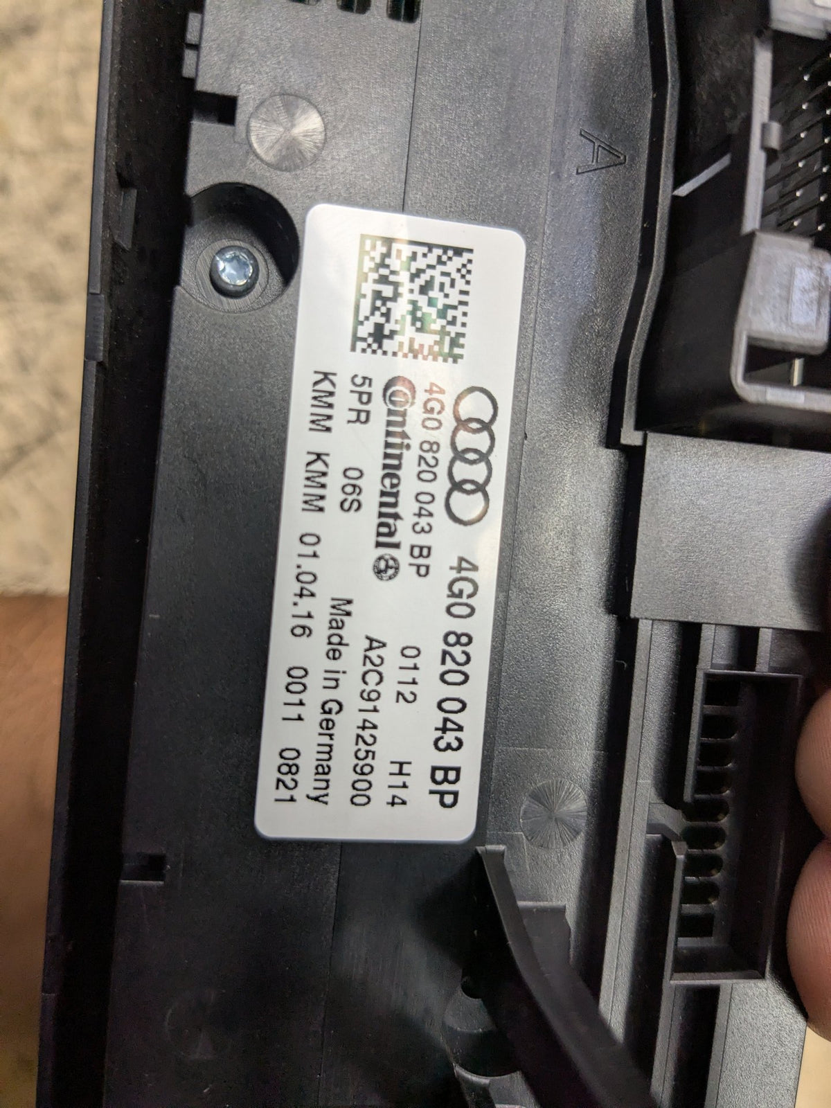 2012-2018 Audi A6 C7 Front AC Heater Climate Control Switch 4G0820043BP OEM