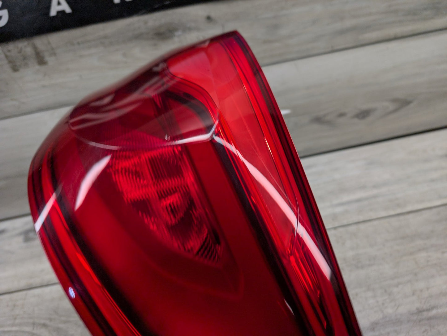 17-20 OEM BMW F90 G30 530 540 M550 M5 Rear Passenger Side Outer Tail Light