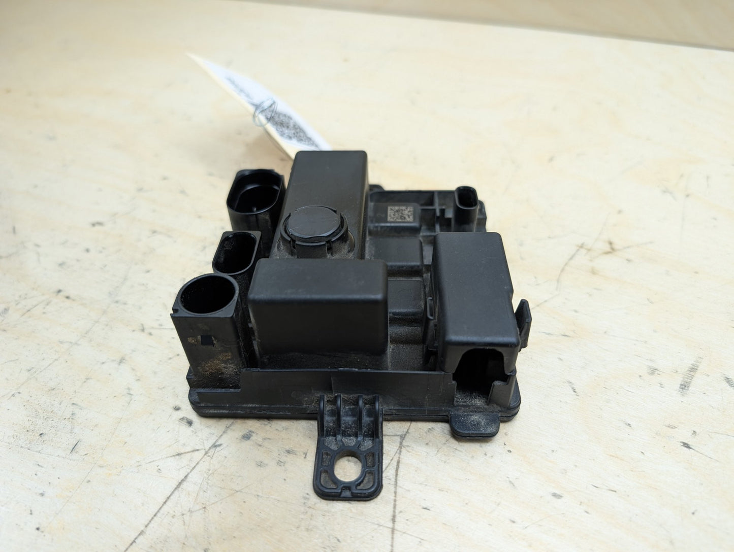 OEM BMW F10 F15 F22 F23 F30 F32 F33 F36 Integrated Power Supply Control Module