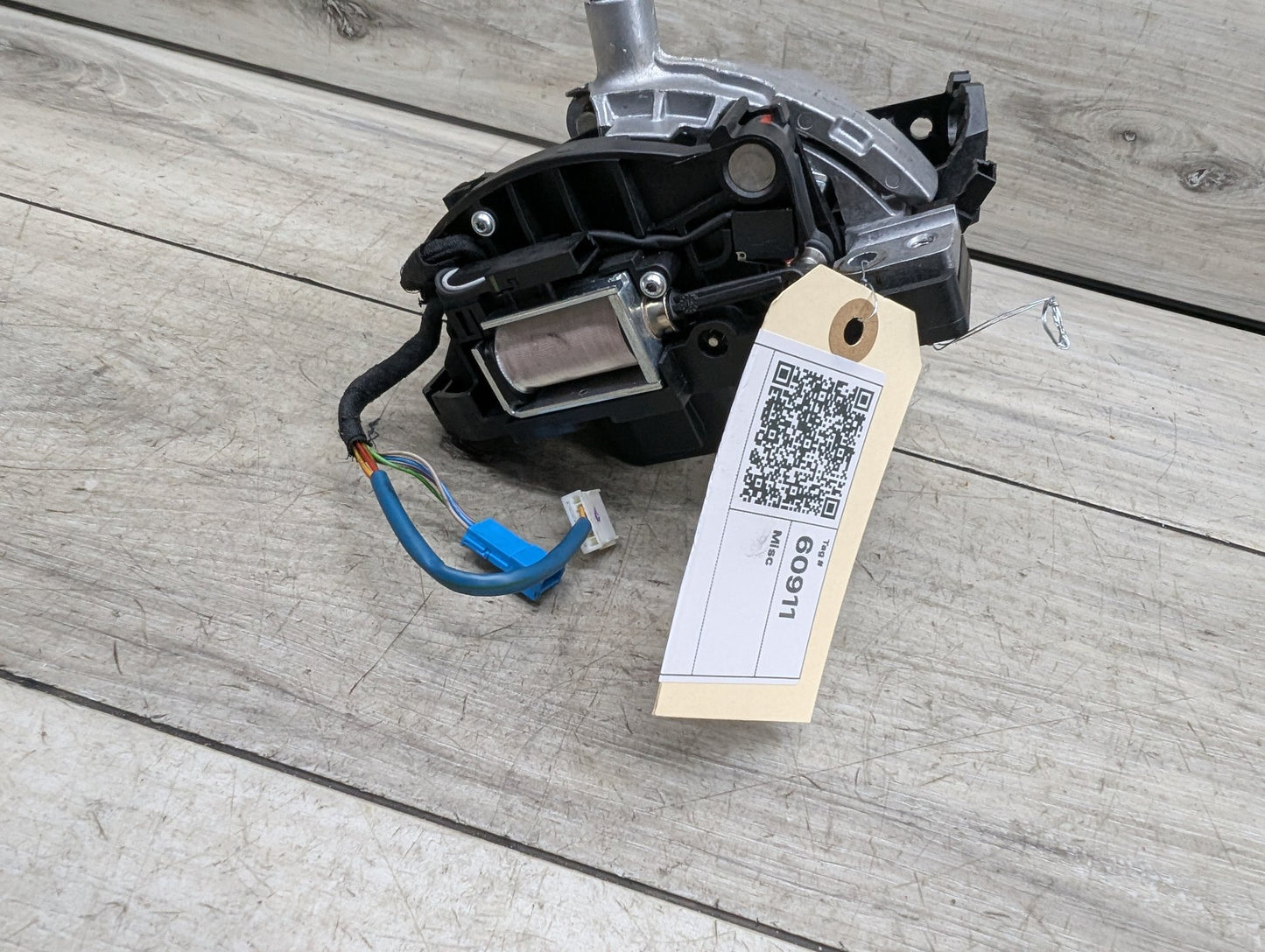 2008-2013 BMW 128i E82 Transmission Switch Shifter Assembly 7565573