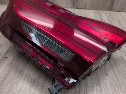 16-19 OEM BMW G11 G12 740 750 M760 Rear Right Passenger Inner Trunk Tail Light