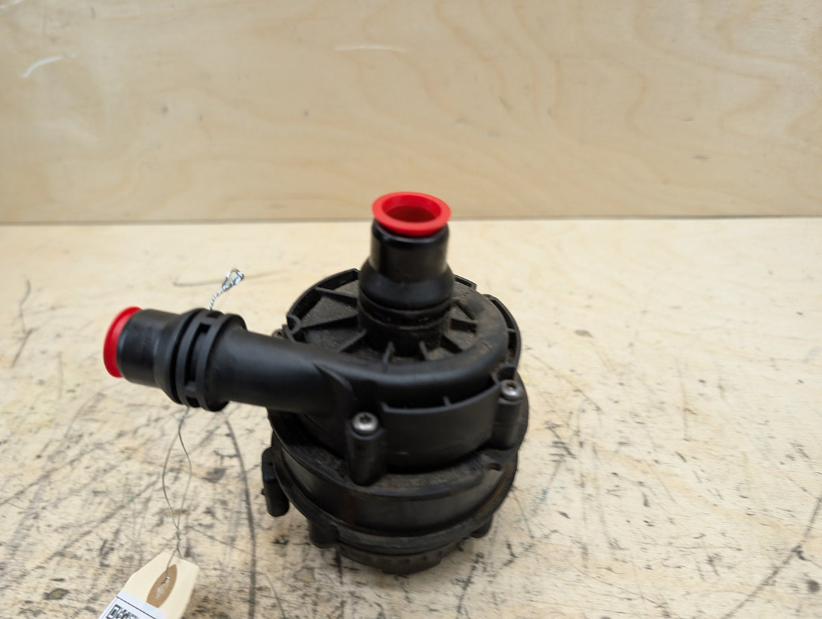 OEM BMW G01 G05 G20 G22 G26 Engine B46 B58 Auxiliary Electric Water Pump Cooling
