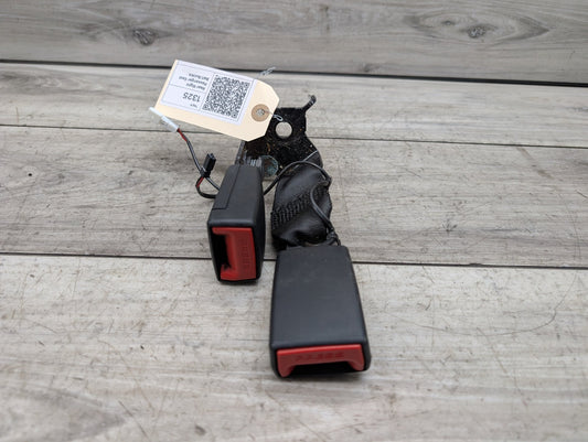 OEM BMW G01 G02 F97 F98 X3 REAR Right Passenger Side SeatBelt Seat Belt Buckle