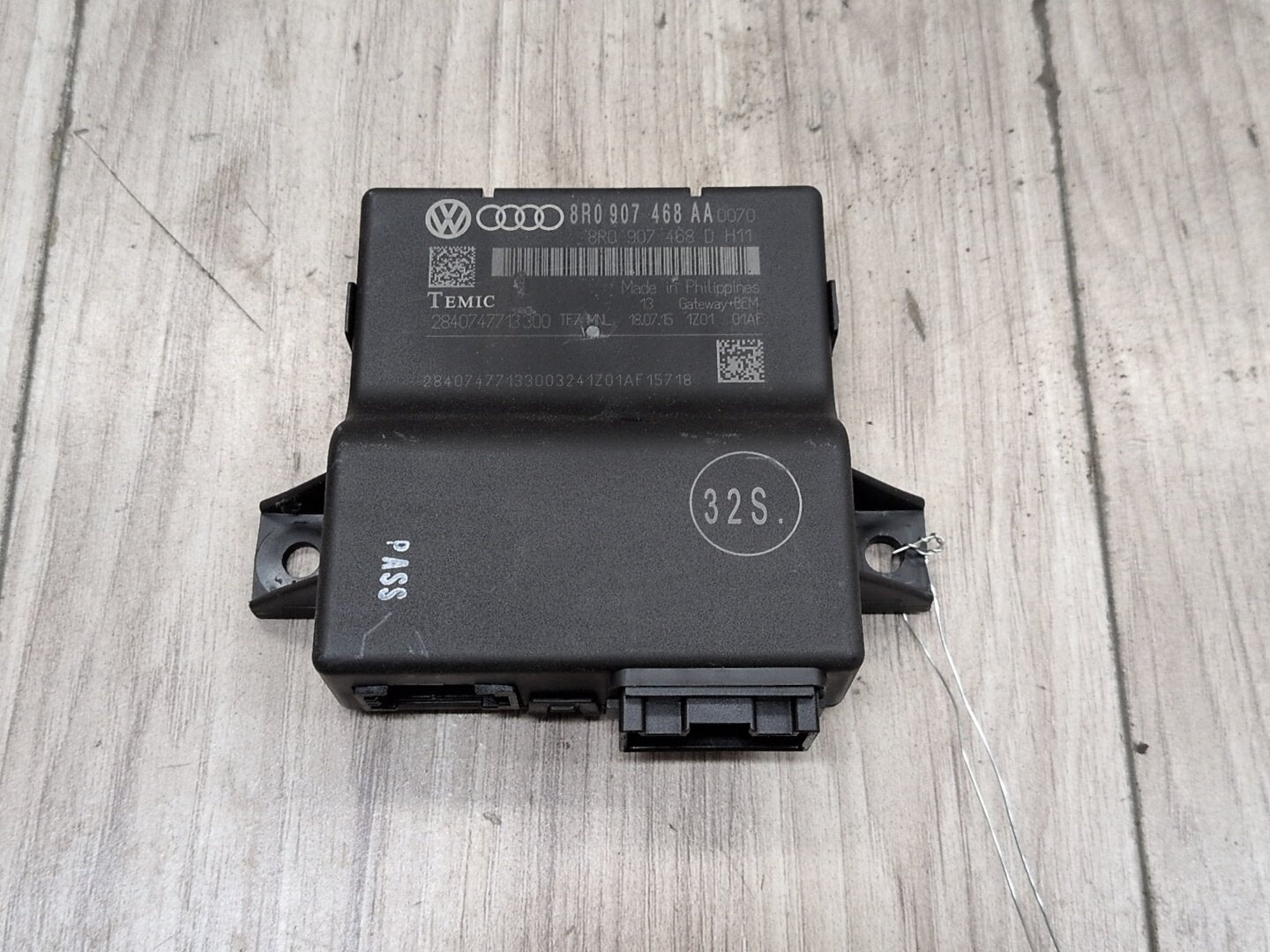 2013 - 2017 Audi S5 8T Gateway Module 8R0907468D CTUB