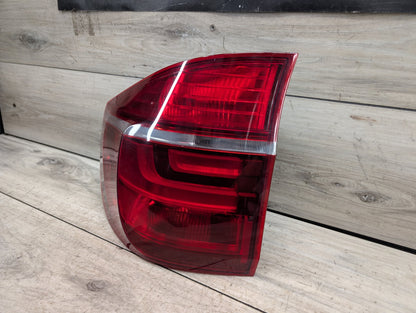 2007-2013 BMW X5 E70 Rear Left Driver Outer Tail Light 7227791