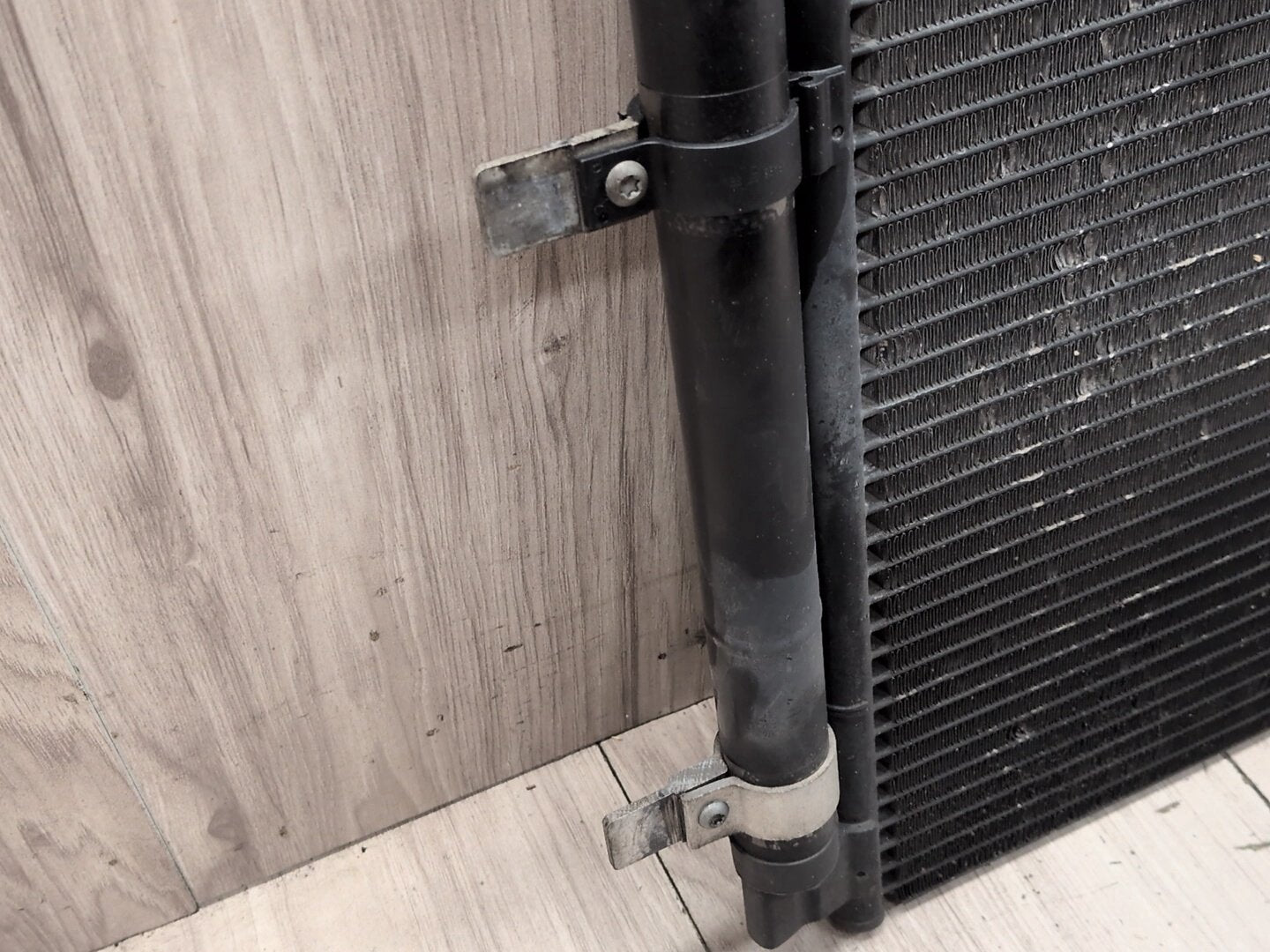 2008-2017 Audi S5 8T Cooling Radiator 8K02604011AA
