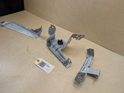 2011-2016 BMW X3 F25 Front Left Driver Fender Brackets SET 7267327