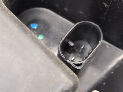 OEM BMW G12 G30 540 M550 750 M760 Windshield Wiper Washer Reservoir Tank Pump