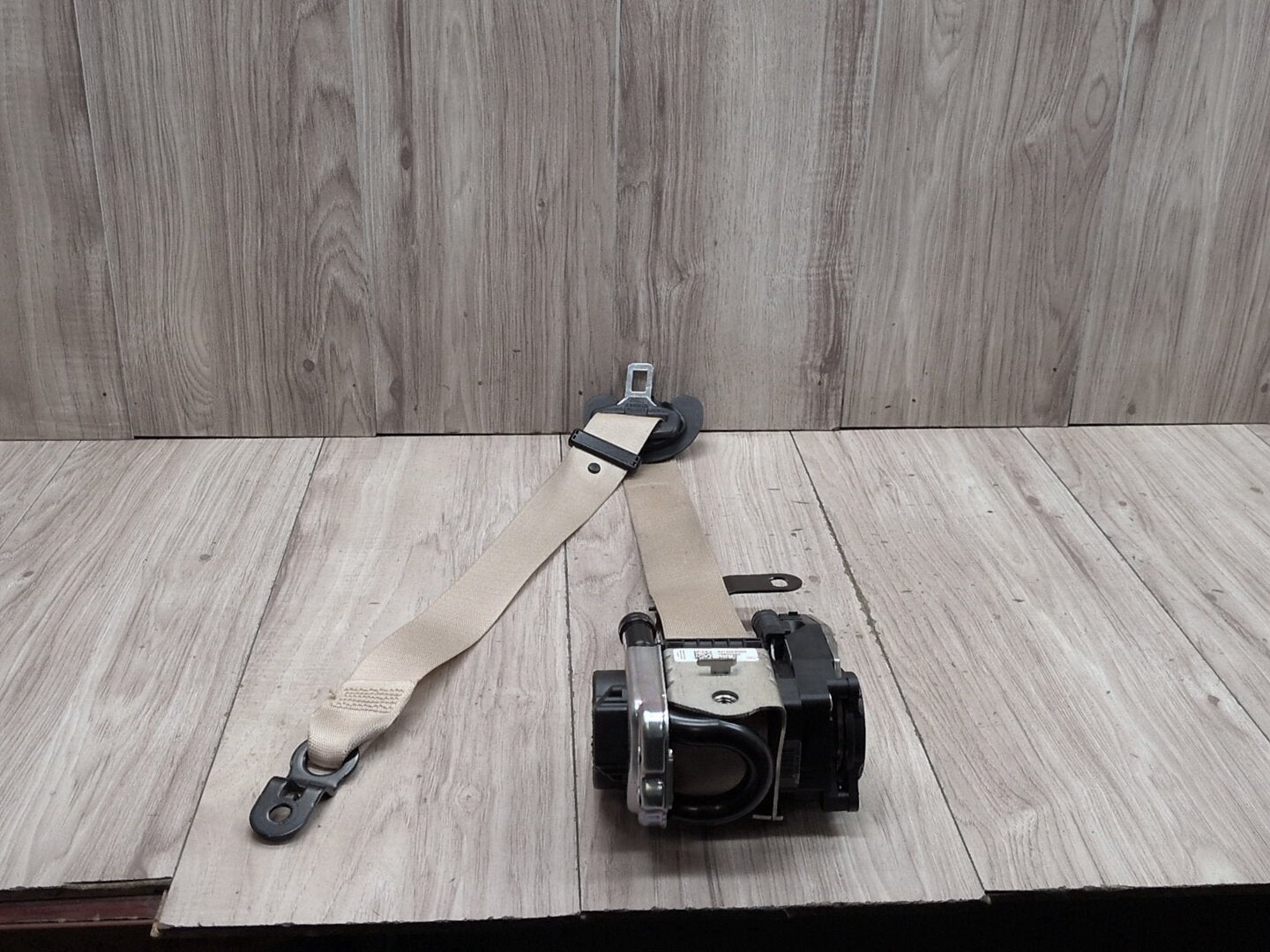 2019-2026 BMW 330i G20 Front Right Passenger Seatbelt Seat Belt Retractor 7496306