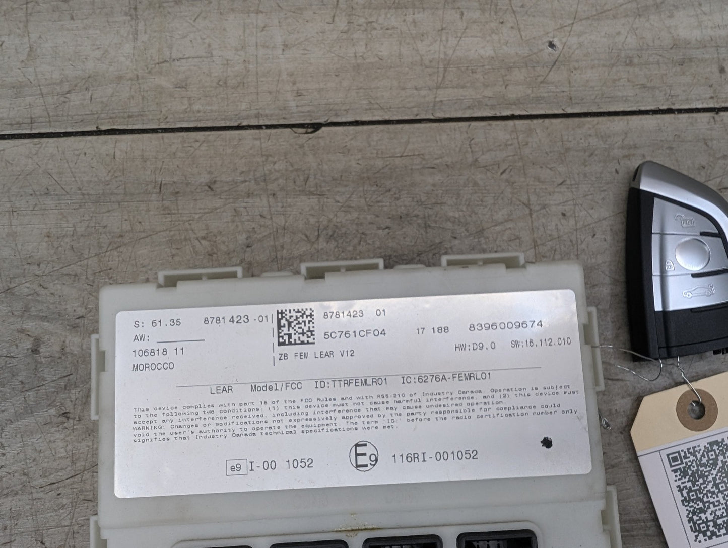 2014 - 2019 BMW 340 F34 Bdc Body Domain Fem Control Module w/ Key 8781423 B58B30M0