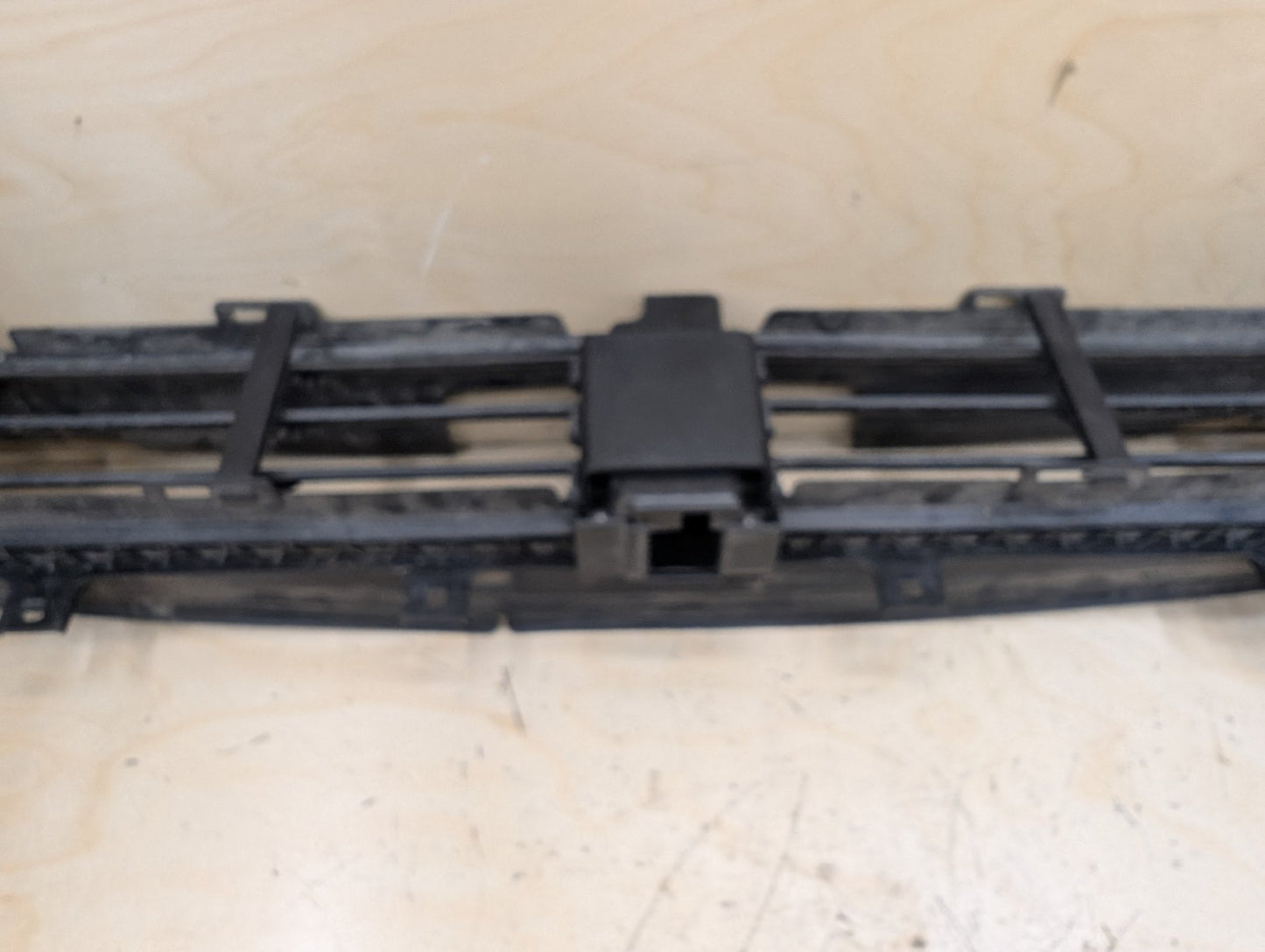 2016-2022 BMW 750i G12 Front Lower Radiator Air Flap Shutter 7497215