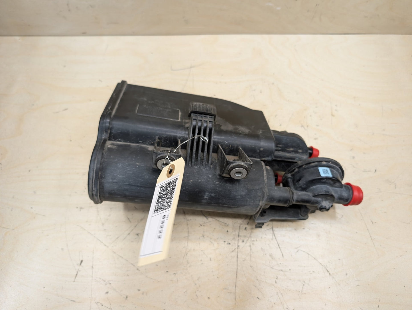 2012-2018 BMW 328i F30 Fuel Vapor Charcoal Canister 7297330