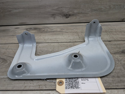 2019 - 2026 BMW X5 G05 Front Right Passenger Fender Brackets SET 7418220 B58B30M1