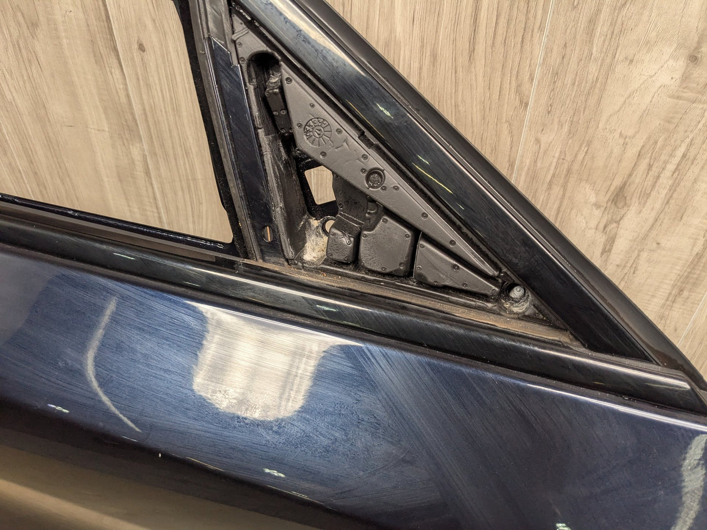OEM BMW F90 G30 530 540 M550 M5 Front Right Passenger Door Shell Panel Black 416