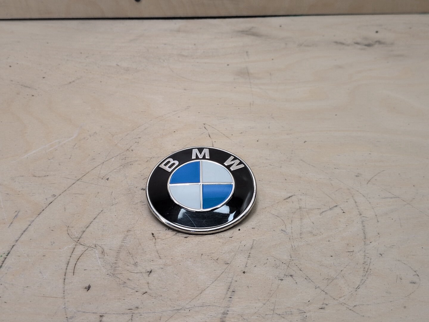 Genuine OEM BMW F39 F90 G20 G30 G80 M3 Bumper Hood Trunk Rear Round Emblem 74mm