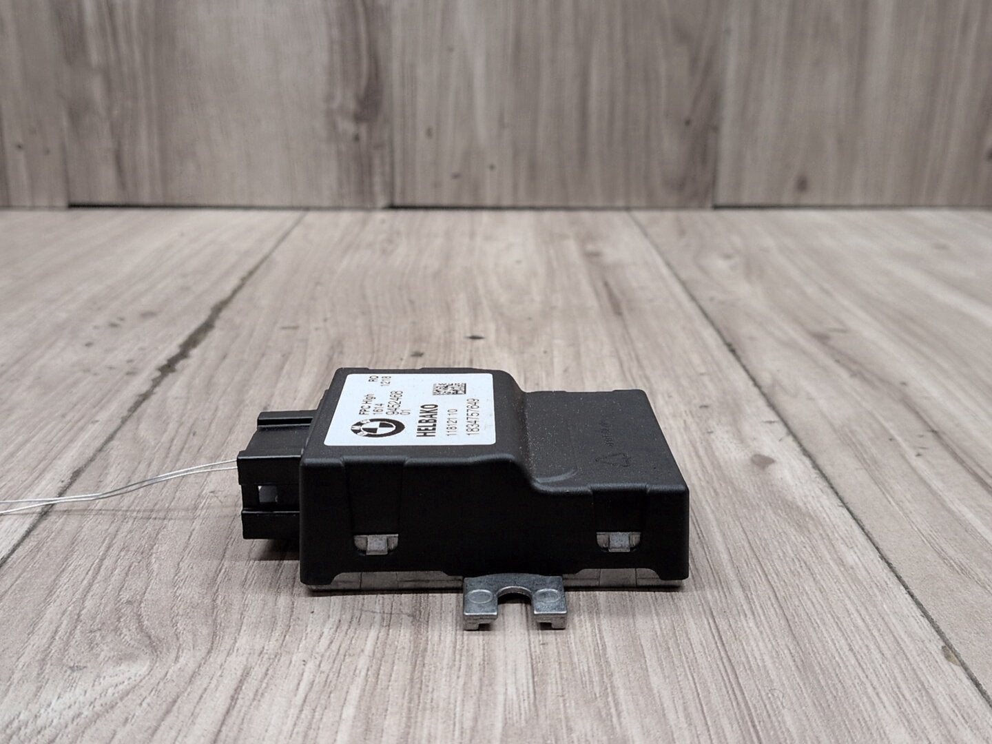 17-24 OEM BMW G01 G05 G12 G20 G22 G42 G30 G80 G82 Fuel Pump Control Module Unit