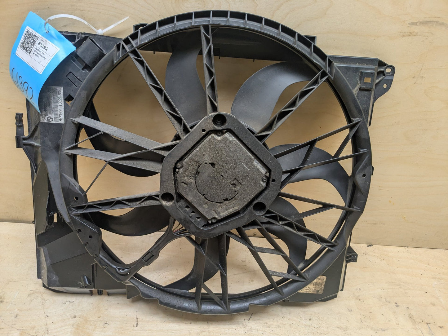 2007-2013 BMW 328i E93 Radiator Fan Shroud Housing w/ Motor 5A3F107