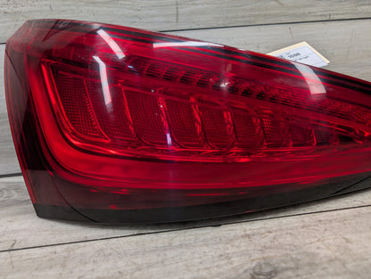 2009 - 2017 Audi Q5 8R Rear Left Driver Outer Tail Light 8R0945093D EA888