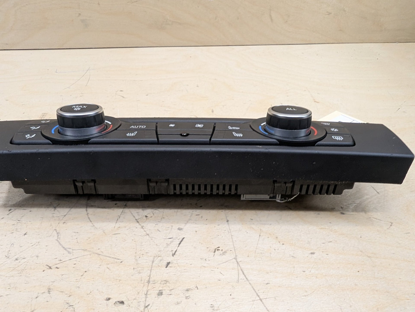 OEM BMW E82 E88 E90 E92 E93 M3 AC Air Conditioning Climate Control Switch Button
